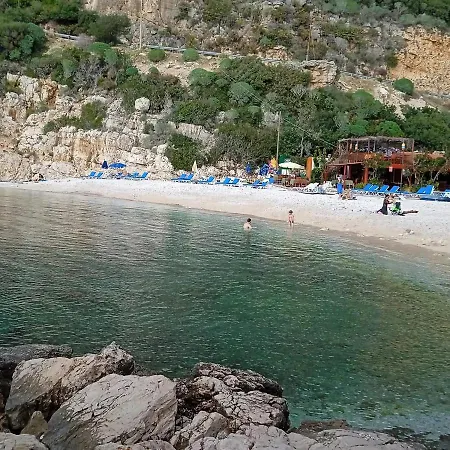 Manolyam Havuzlu 2+1 Apartment