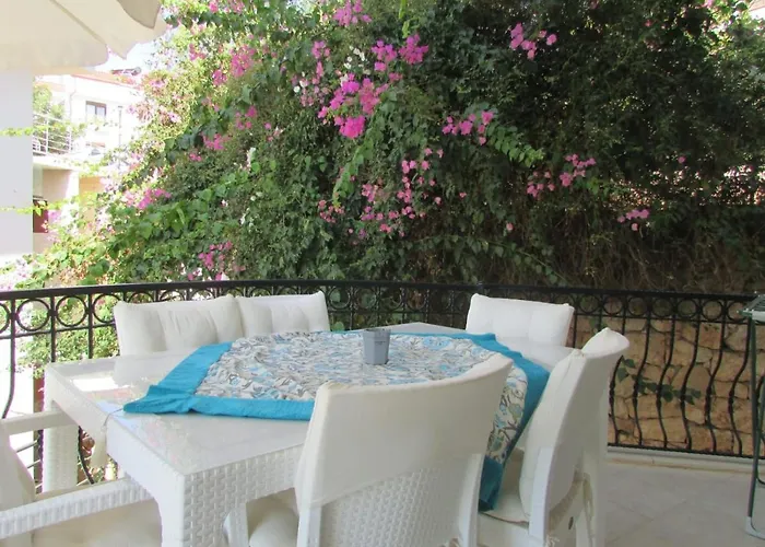 Manolyam Havuzlu 2+1 Appartamento *