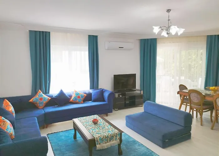 Appartamento Manolyam Havuzlu 2+1 Kaş