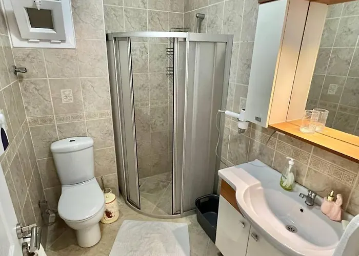 Manolyam Havuzlu 2+1 Appartamento *